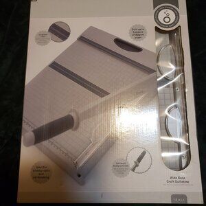 Tonic Studios Large Guilitine Paper Cutter